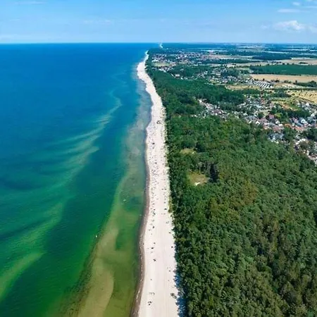 Апартаменты Near The Sea, Пустково